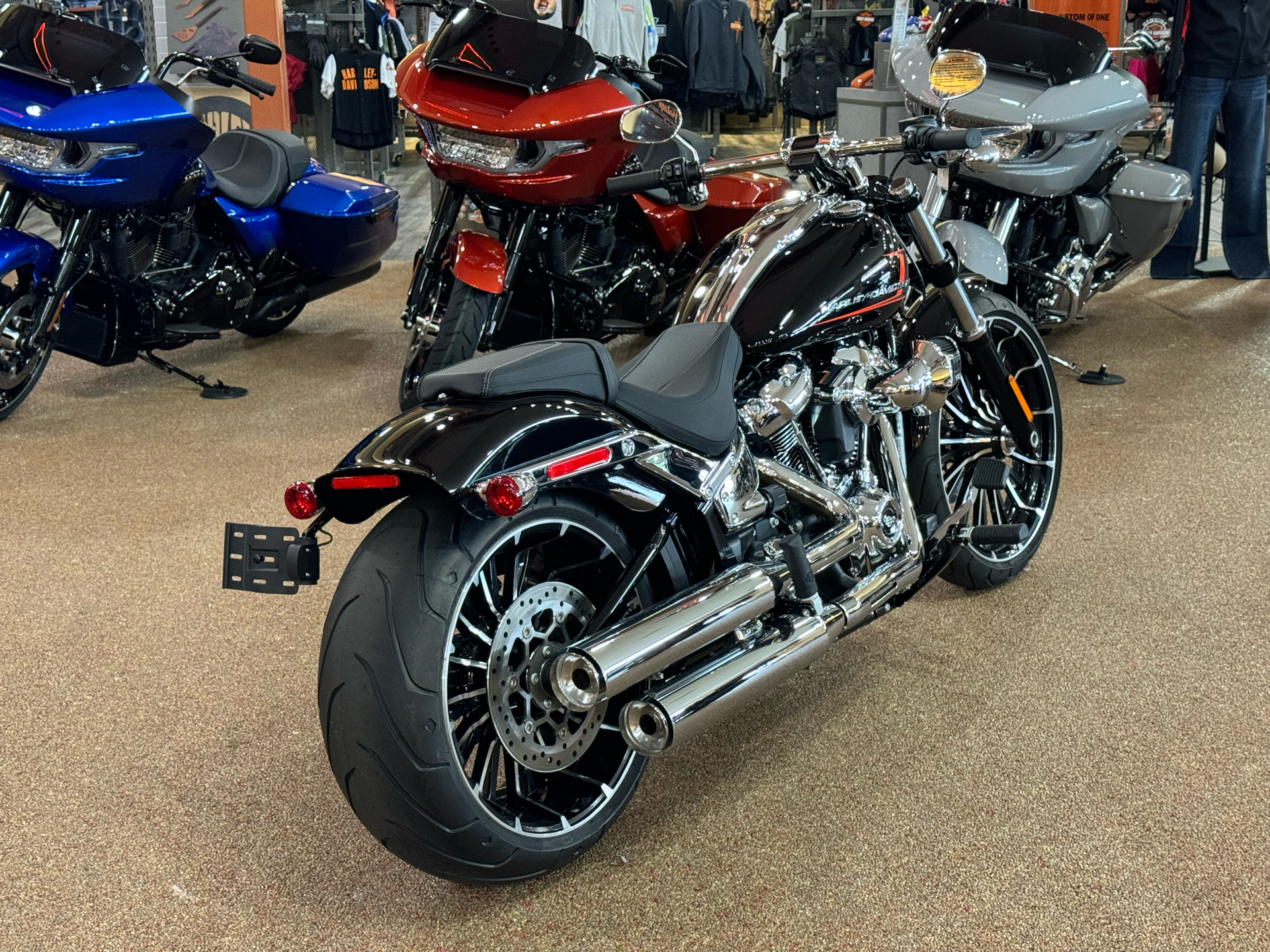 2024 Harley-Davidson Breakout® in Knoxville, Tennessee - Photo 10