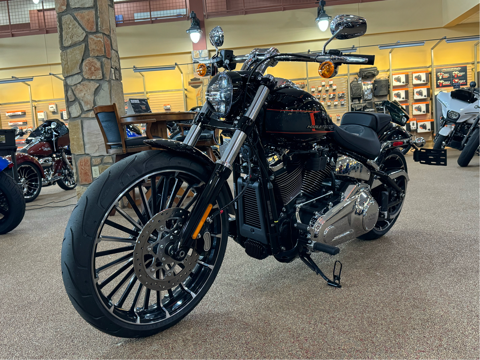 2024 Harley-Davidson Breakout® in Knoxville, Tennessee - Photo 15