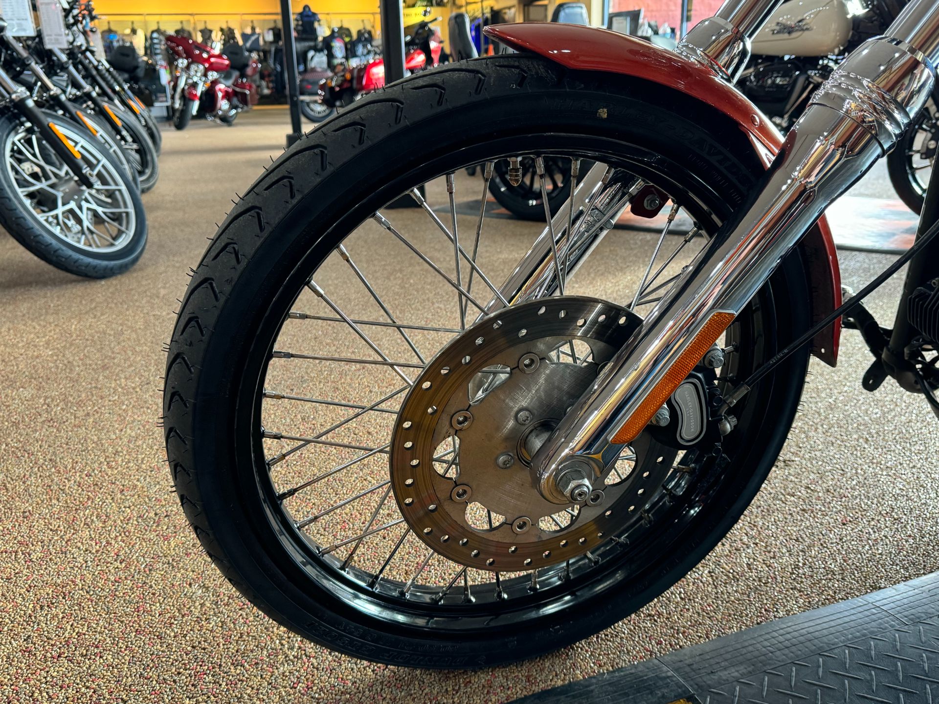2011 Harley-Davidson Dyna® Wide Glide® in Knoxville, Tennessee - Photo 13