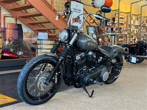 2019 Harley-Davidson Street Bob® in Knoxville, Tennessee - Photo 11