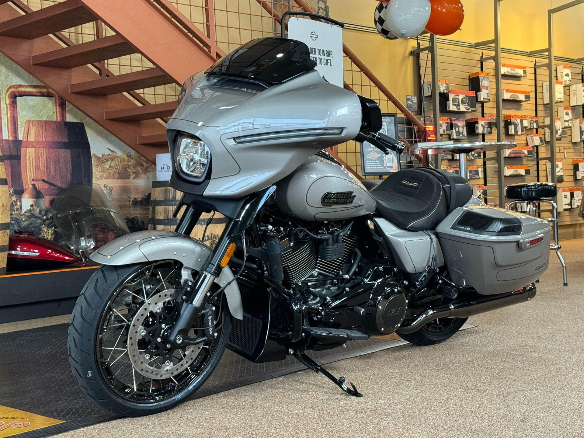 2023 Harley-Davidson CVO™ Street Glide® in Knoxville, Tennessee - Photo 12
