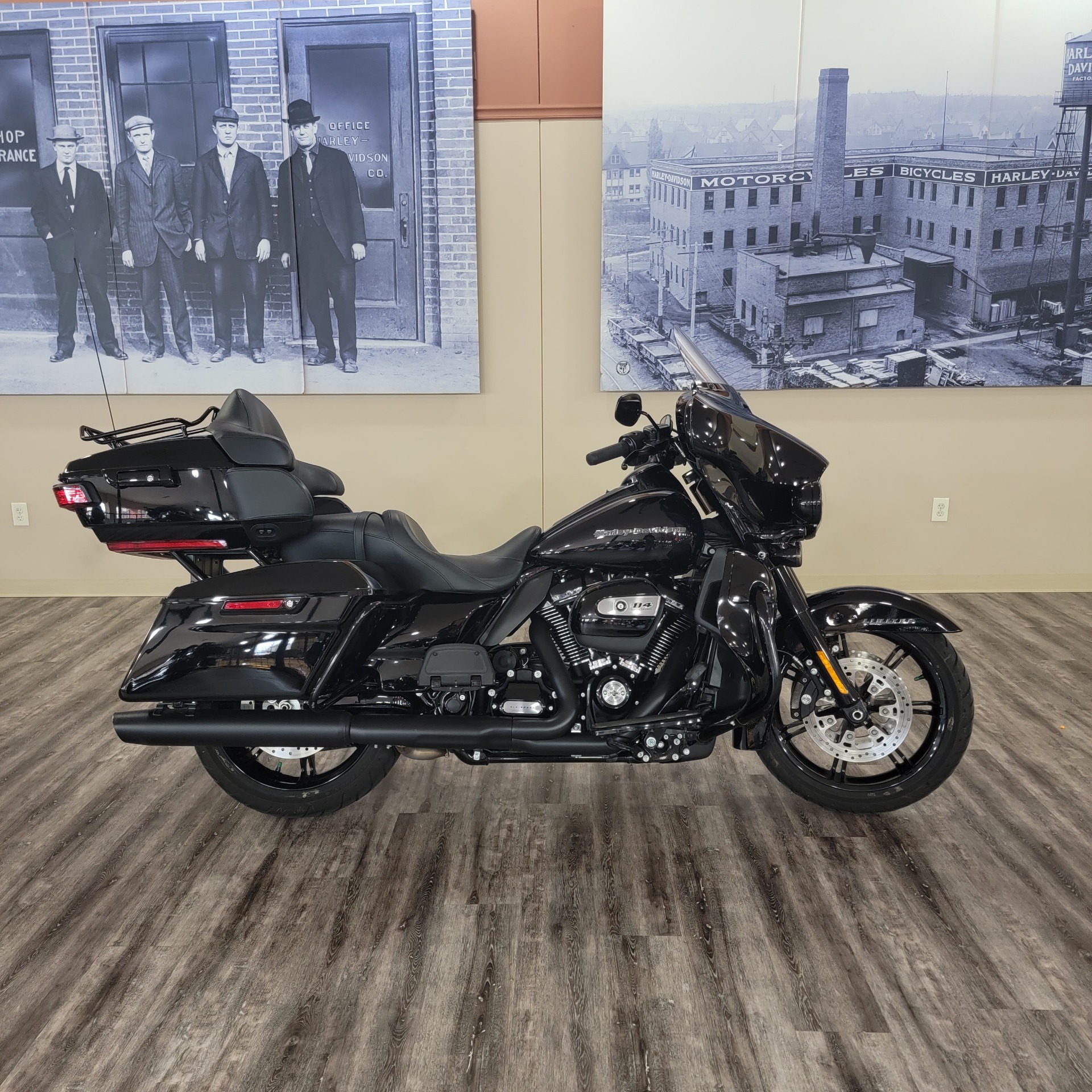 2020 Harley-Davidson Ultra Limited in Knoxville, Tennessee - Photo 2