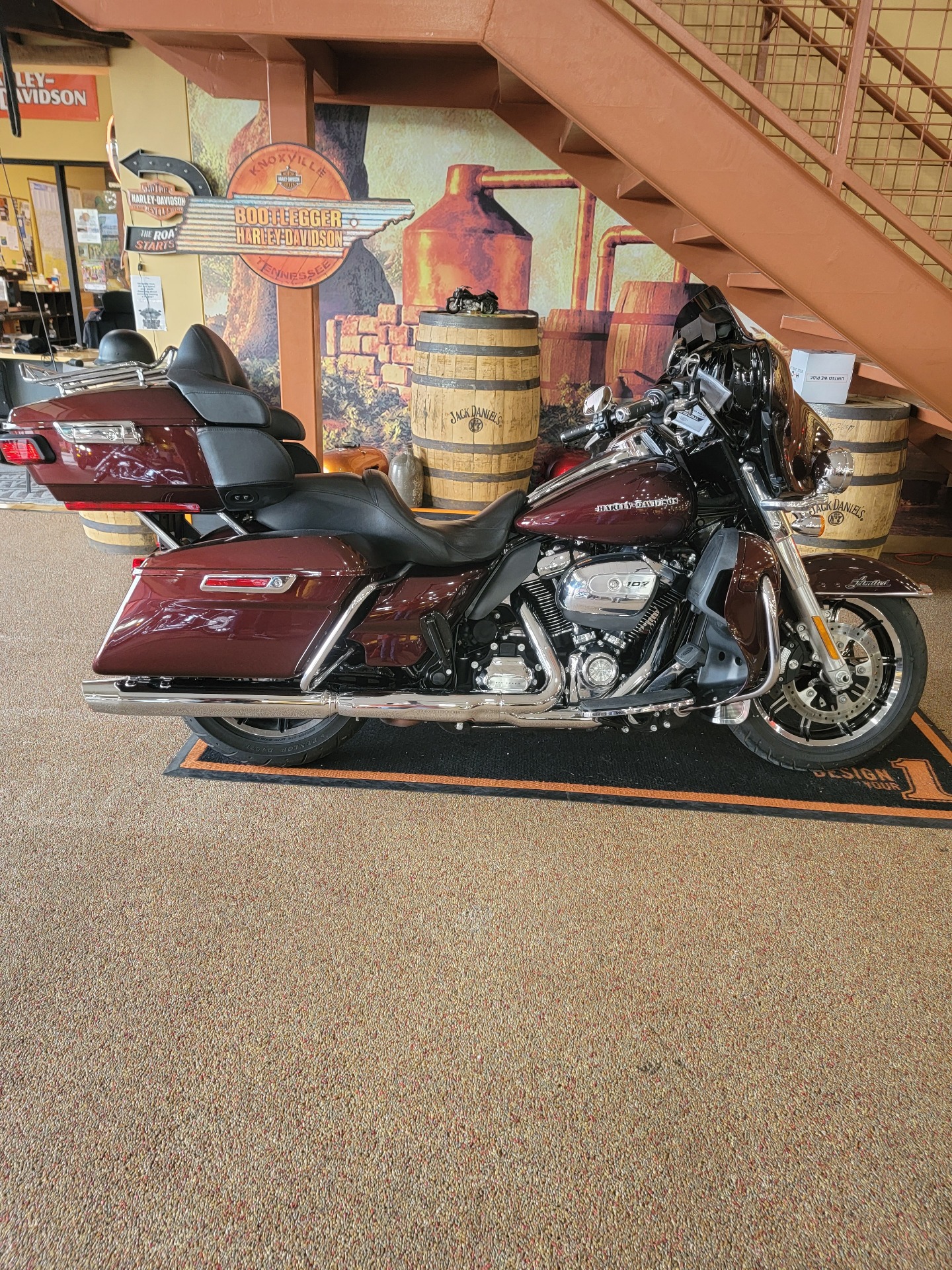 2018 Harley-Davidson Ultra Limited Low in Knoxville, Tennessee - Photo 2