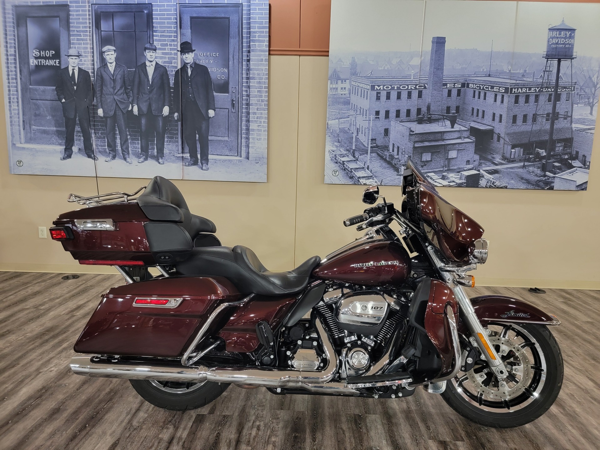 2018 Harley-Davidson Ultra Limited Low in Knoxville, Tennessee - Photo 1