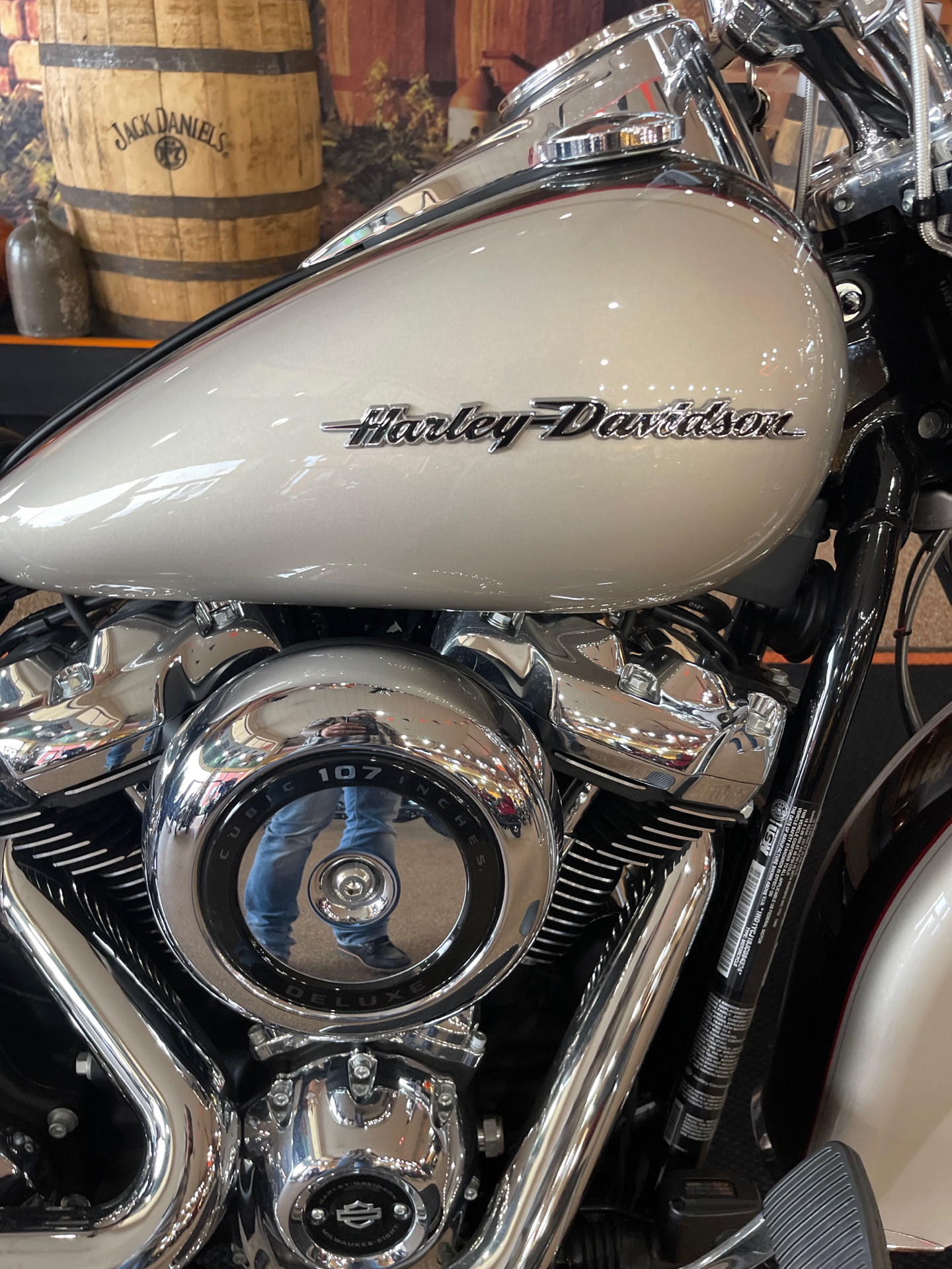 2018 Harley-Davidson Softail® Deluxe 107 in Knoxville, Tennessee - Photo 5