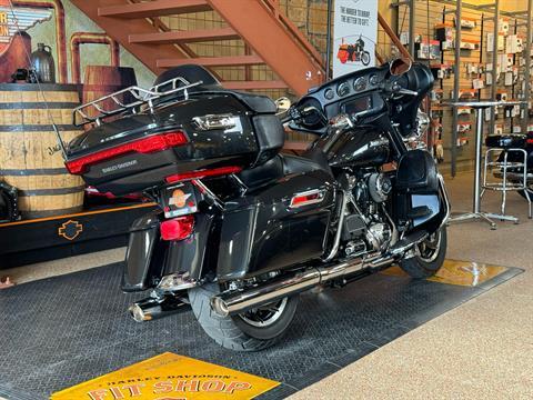 2018 Harley-Davidson Electra Glide® Ultra Classic® in Knoxville, Tennessee - Photo 10
