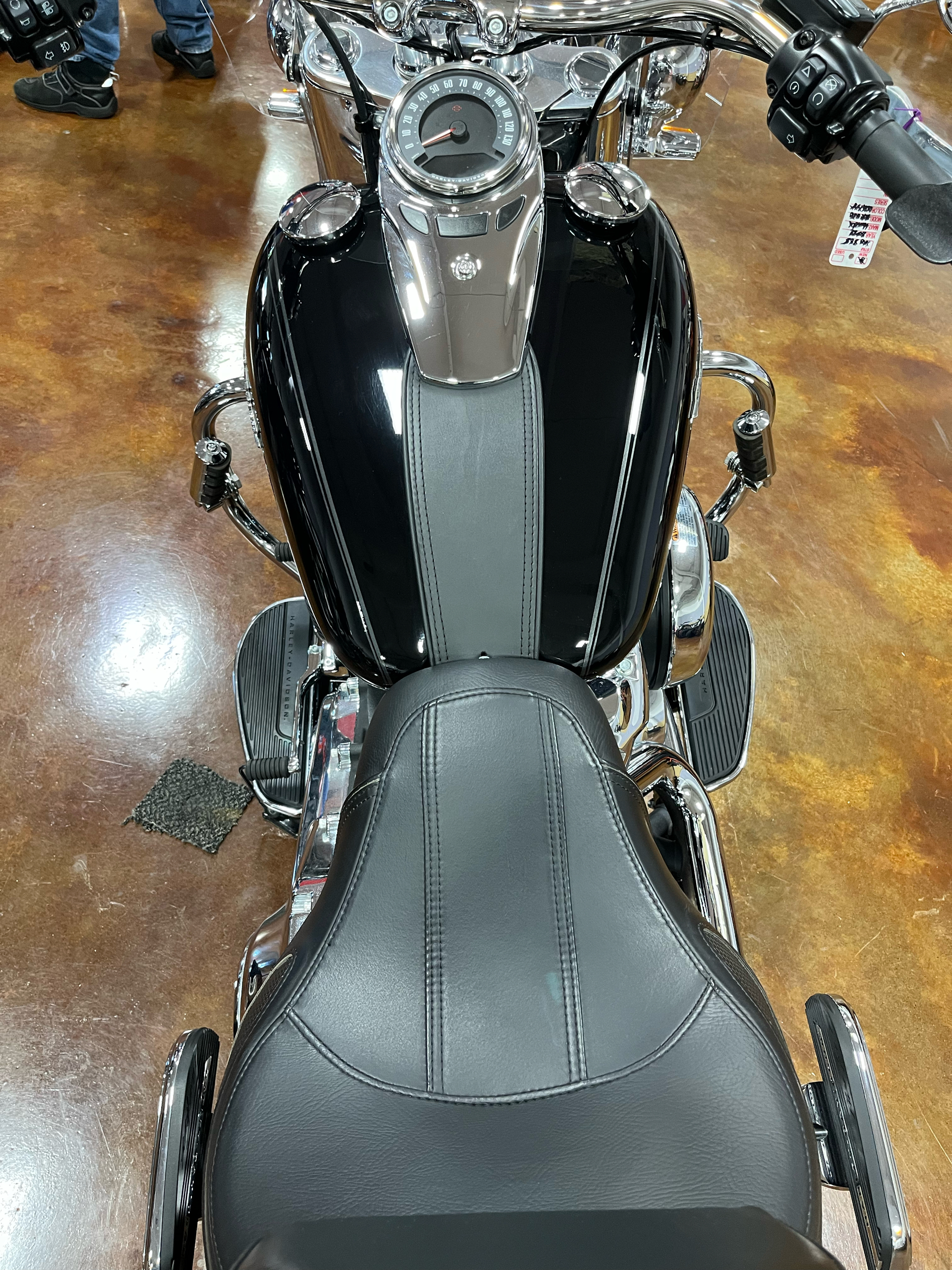 2019 Harley-Davidson Deluxe in Douglasville, Georgia - Photo 13