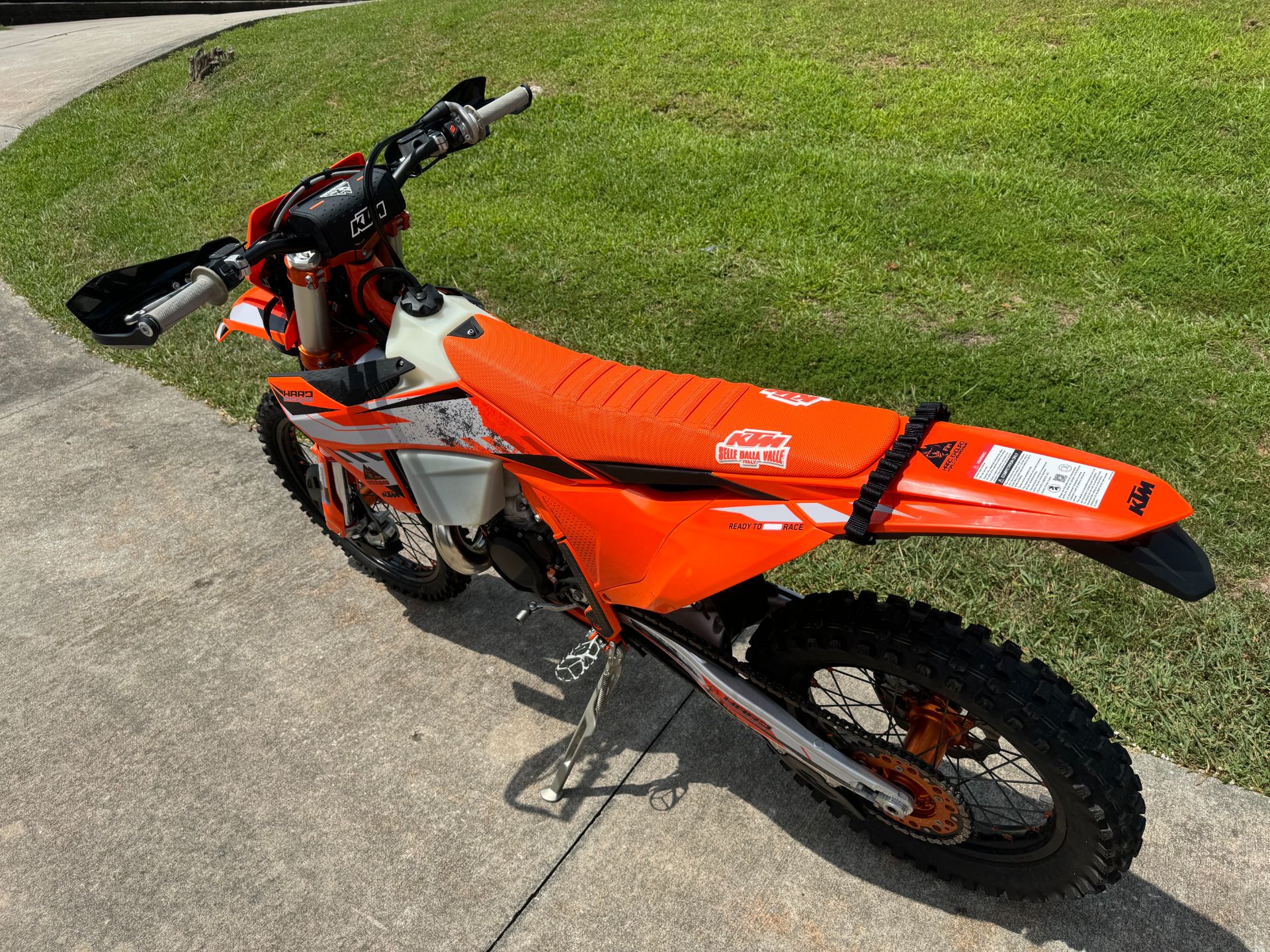 2024 KTM 300 XC-W Hardenduro in Fayetteville, Georgia - Photo 17