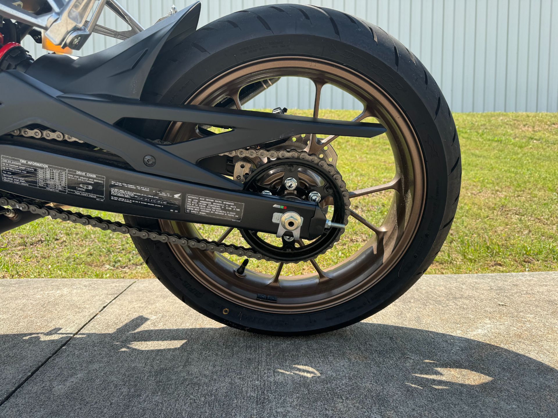 2020 Honda CB300R ABS in Fayetteville, Georgia - Photo 14
