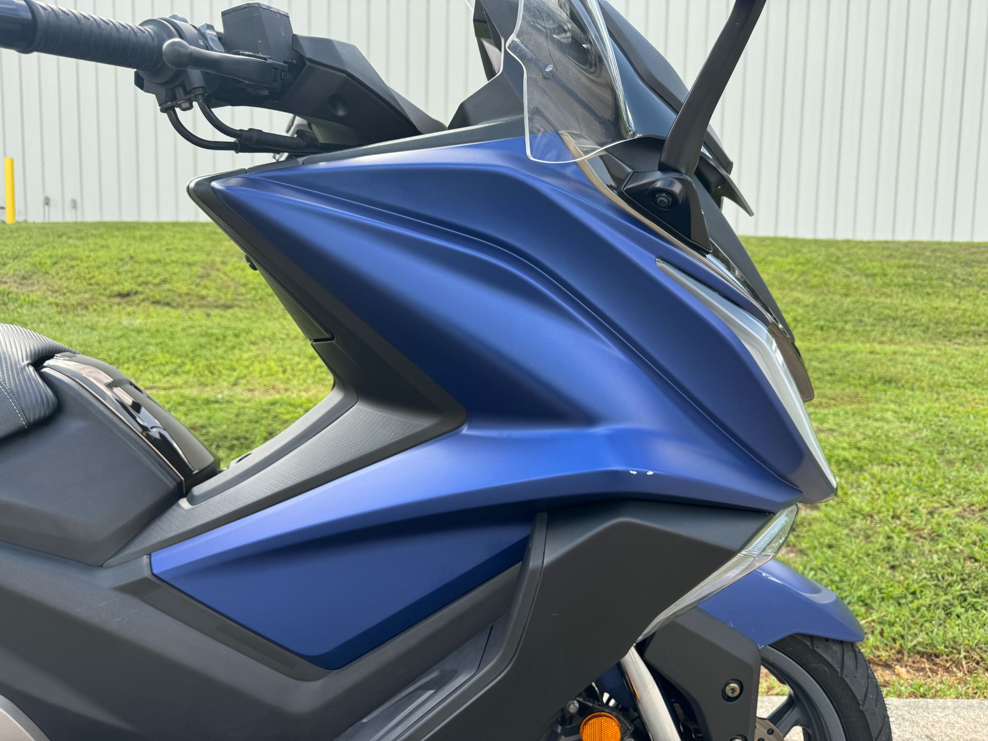 2022 Kymco AK 550i ABS in Fayetteville, Georgia - Photo 6