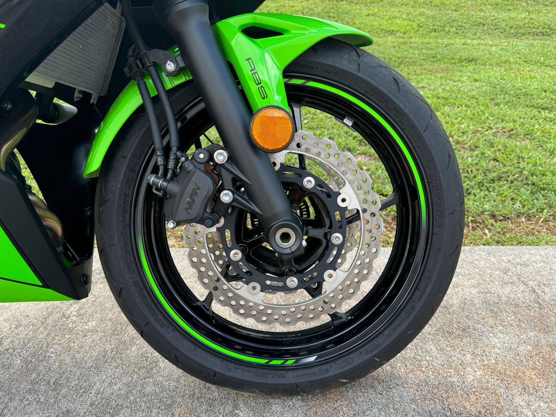 2023 Kawasaki Ninja 650 ABS KRT Edition in Fayetteville, Georgia - Photo 4