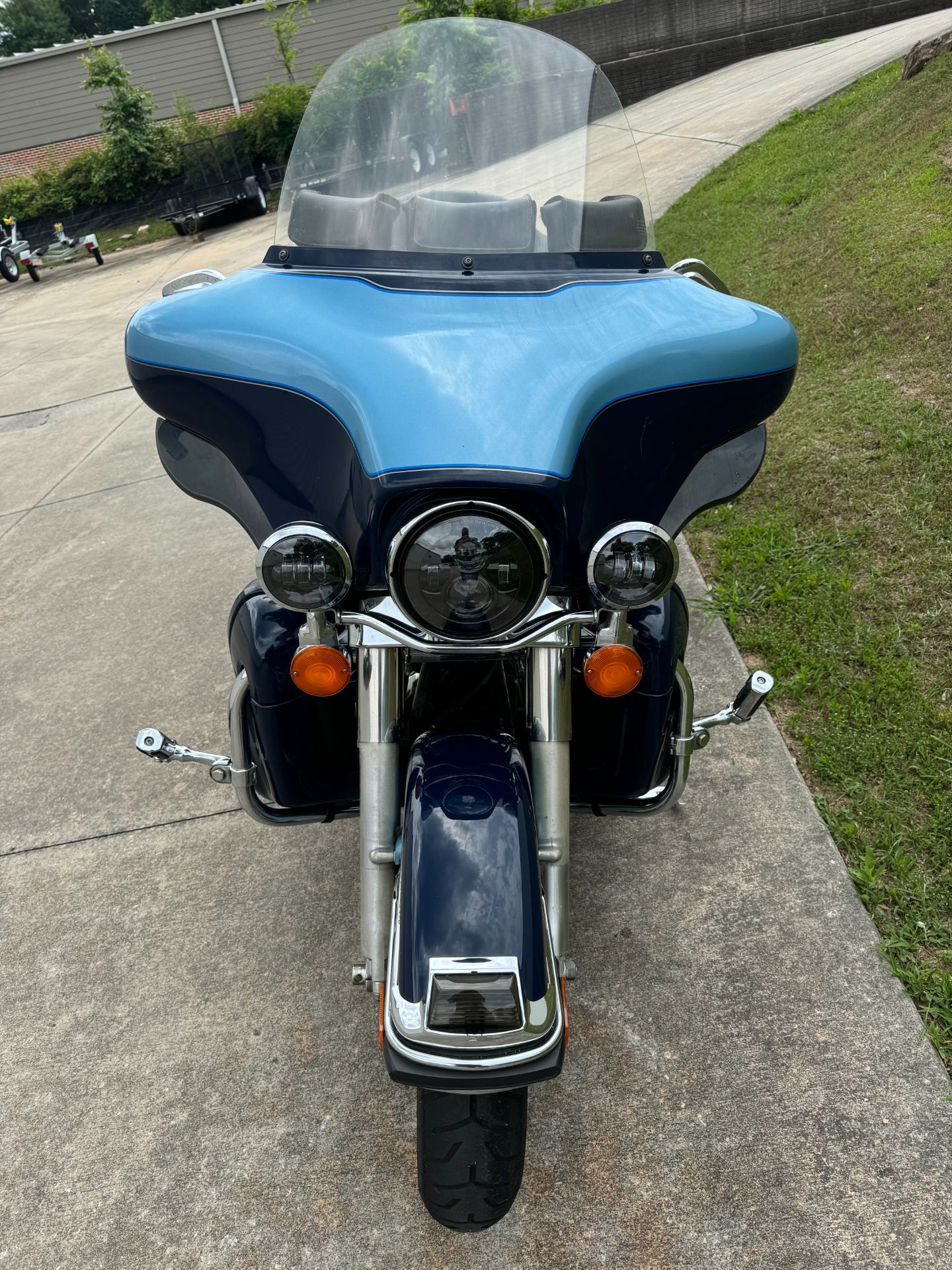 2010 Harley-Davidson Ultra Classic® Electra Glide® Peace Officer Special Edition in Fayetteville, Georgia - Photo 2