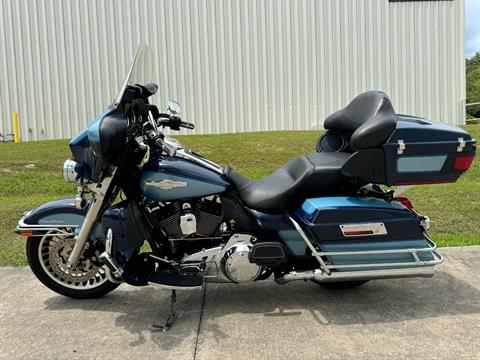 2010 Harley-Davidson Ultra Classic® Electra Glide® Peace Officer Special Edition in Fayetteville, Georgia - Photo 16