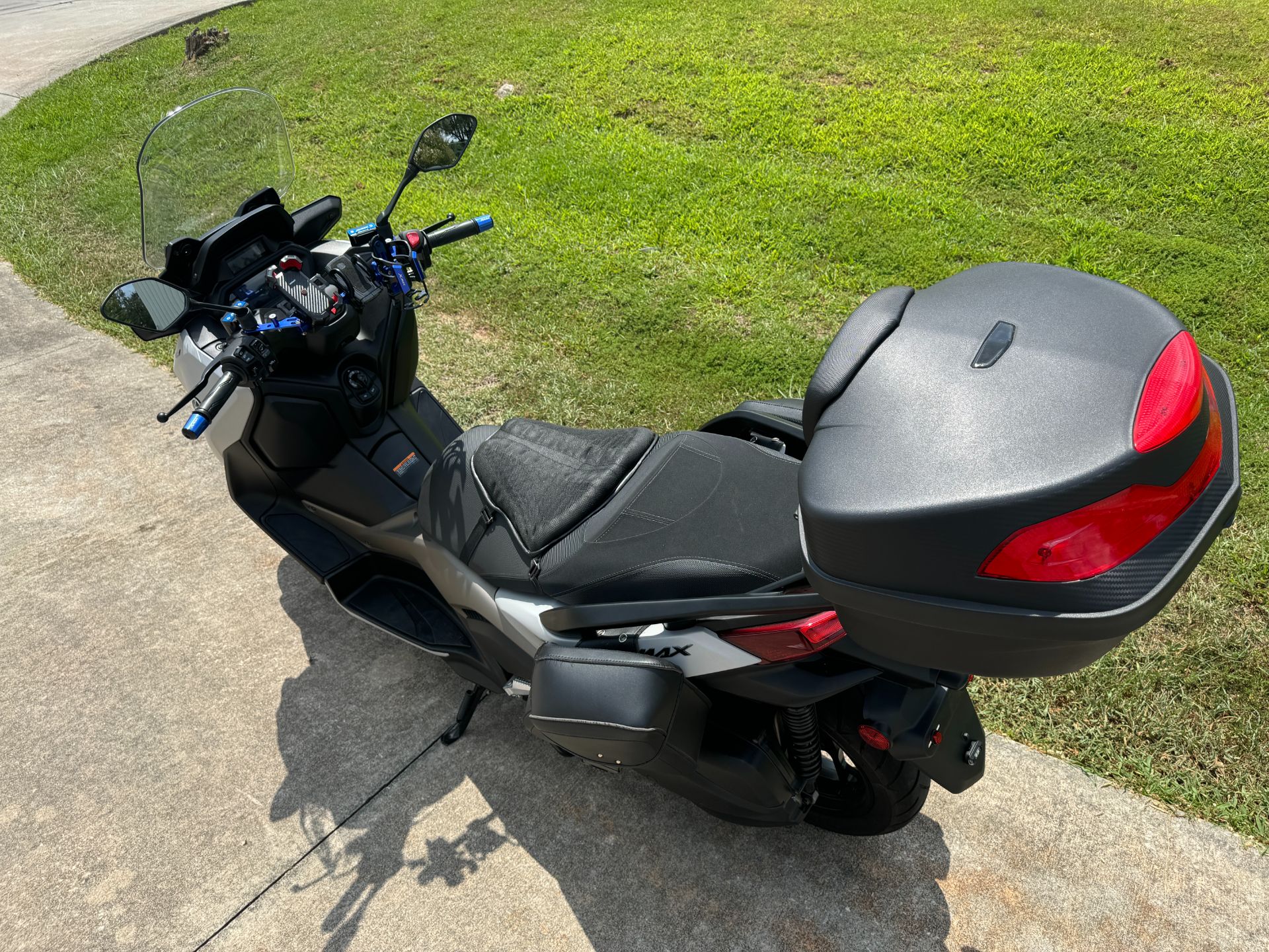 2023 Yamaha XMAX in Fayetteville, Georgia - Photo 18