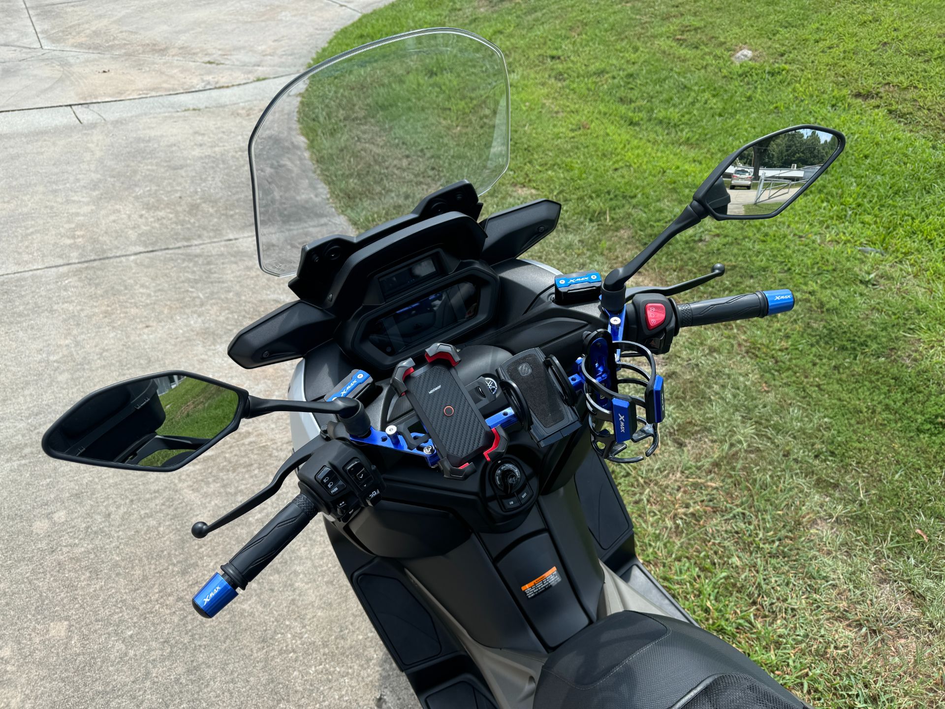 2023 Yamaha XMAX in Fayetteville, Georgia - Photo 21