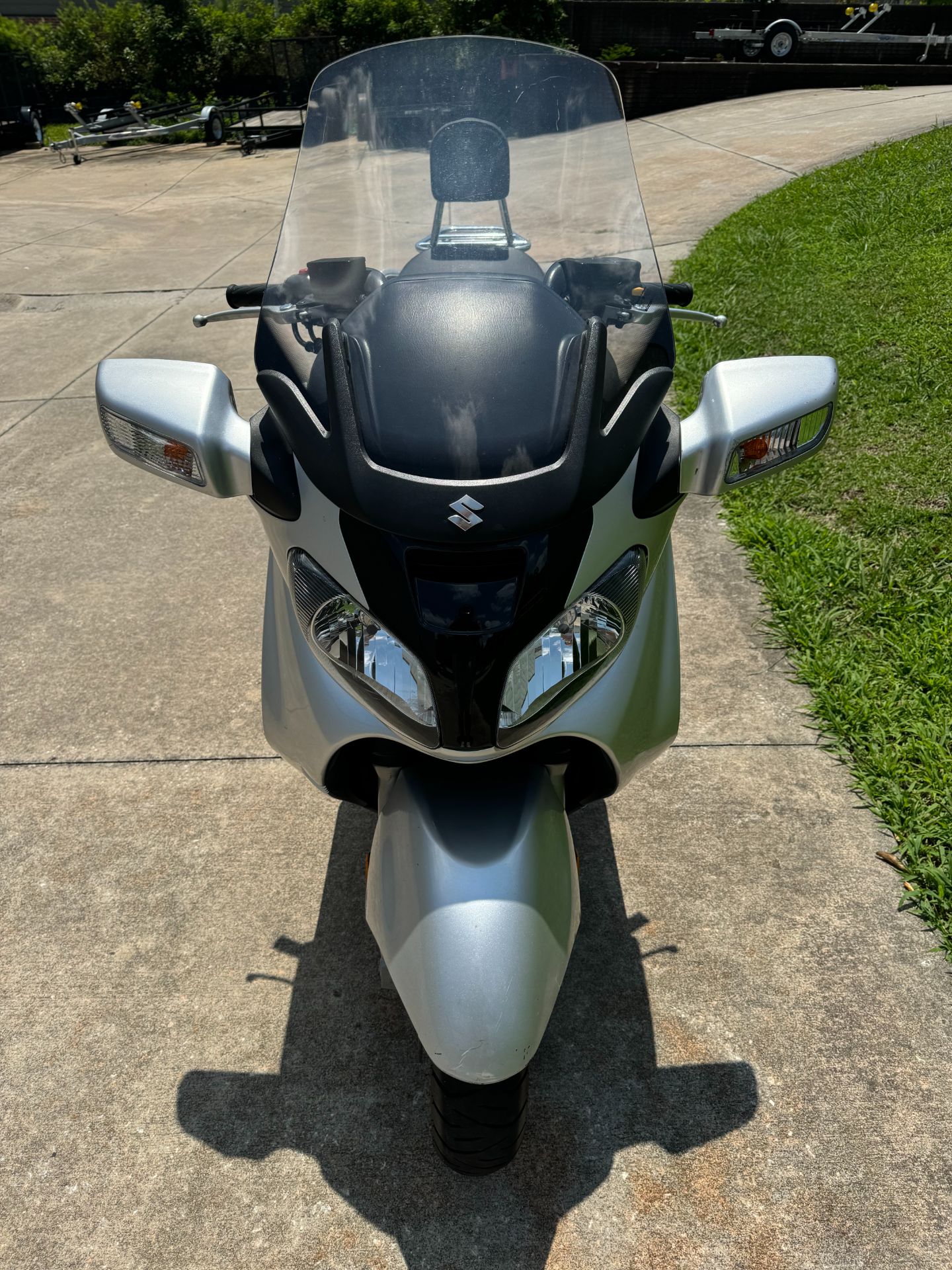 2003 Suzuki Burgman™ 650 in Fayetteville, Georgia - Photo 2