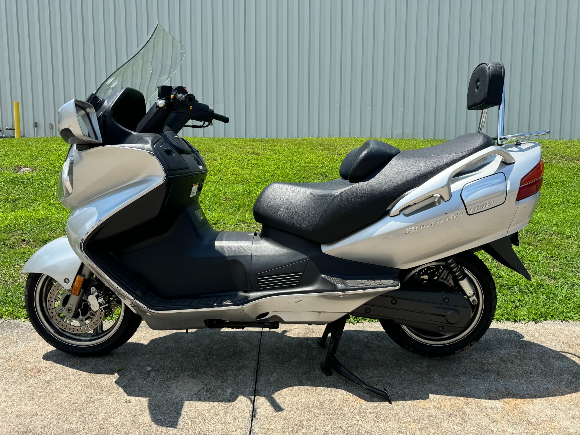 2003 Suzuki Burgman™ 650 in Fayetteville, Georgia - Photo 12