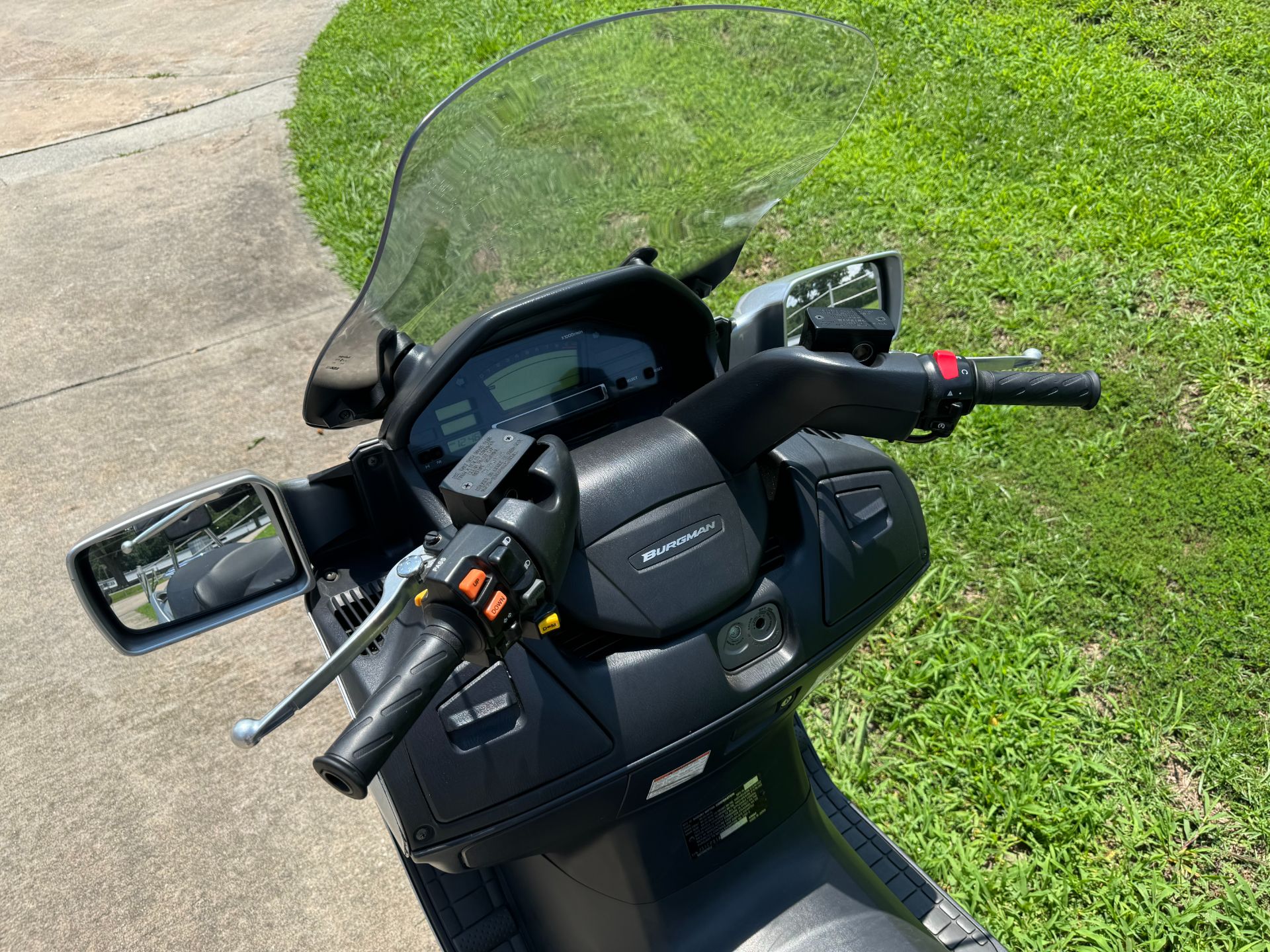 2003 Suzuki Burgman™ 650 in Fayetteville, Georgia - Photo 22