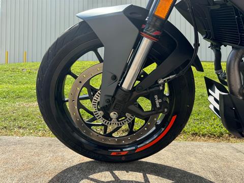 2023 KTM 390 Duke in Fayetteville, Georgia - Photo 13