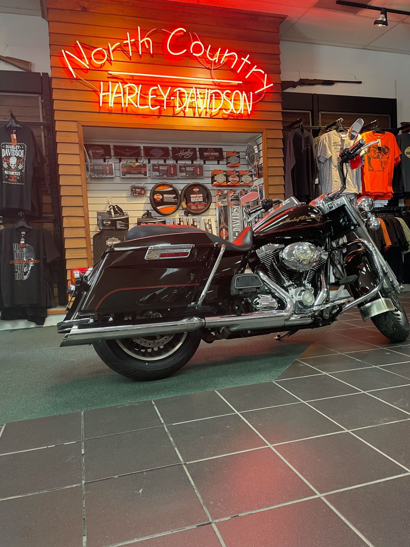 2011 Harley-Davidson Road King in Augusta, Maine - Photo 2