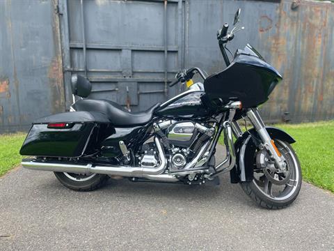 2018 Harley-Davidson Road Glide® in Augusta, Maine - Photo 1