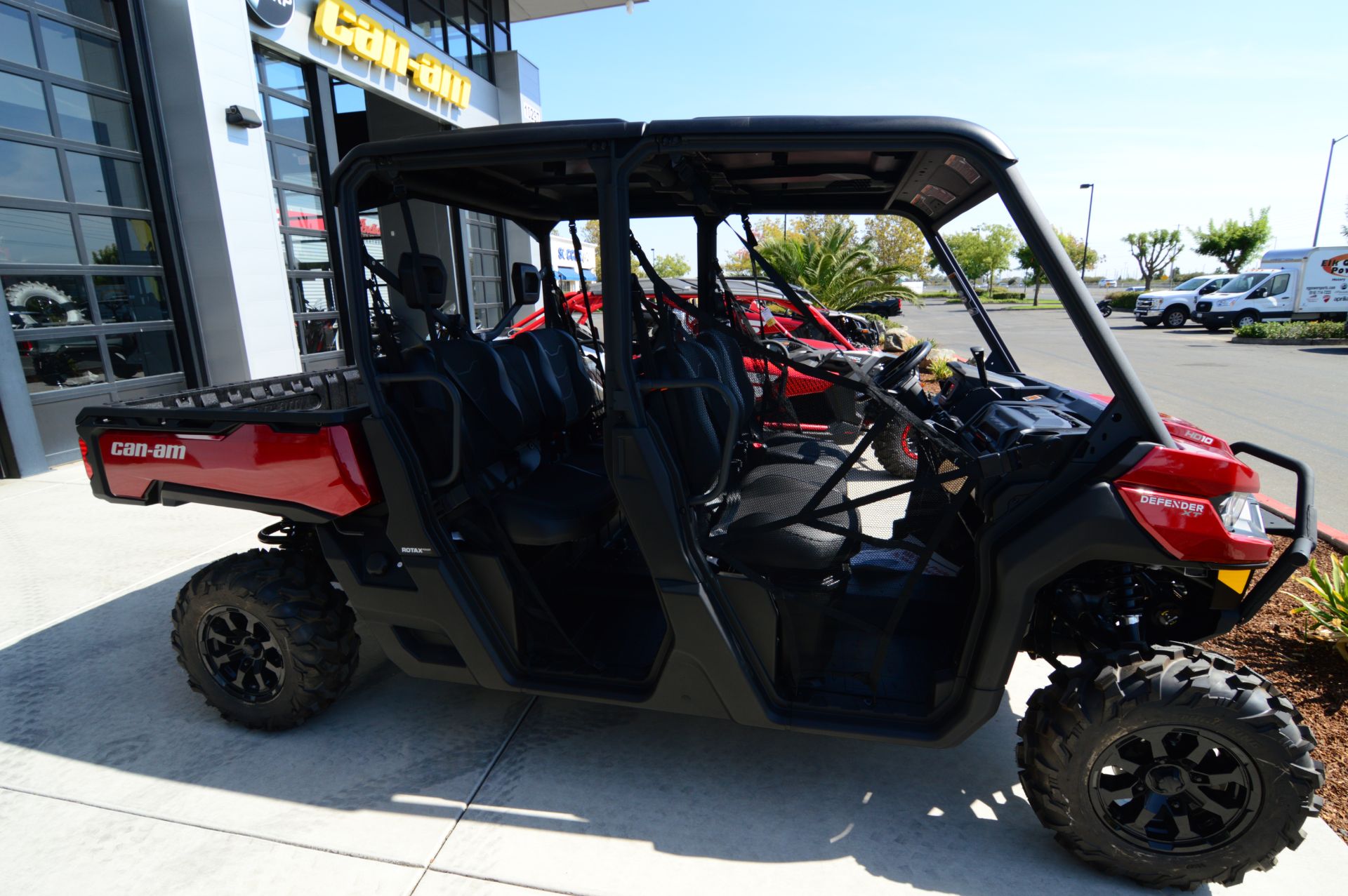 2024 Can-Am Defender MAX XT HD10 in Elk Grove, California - Photo 7