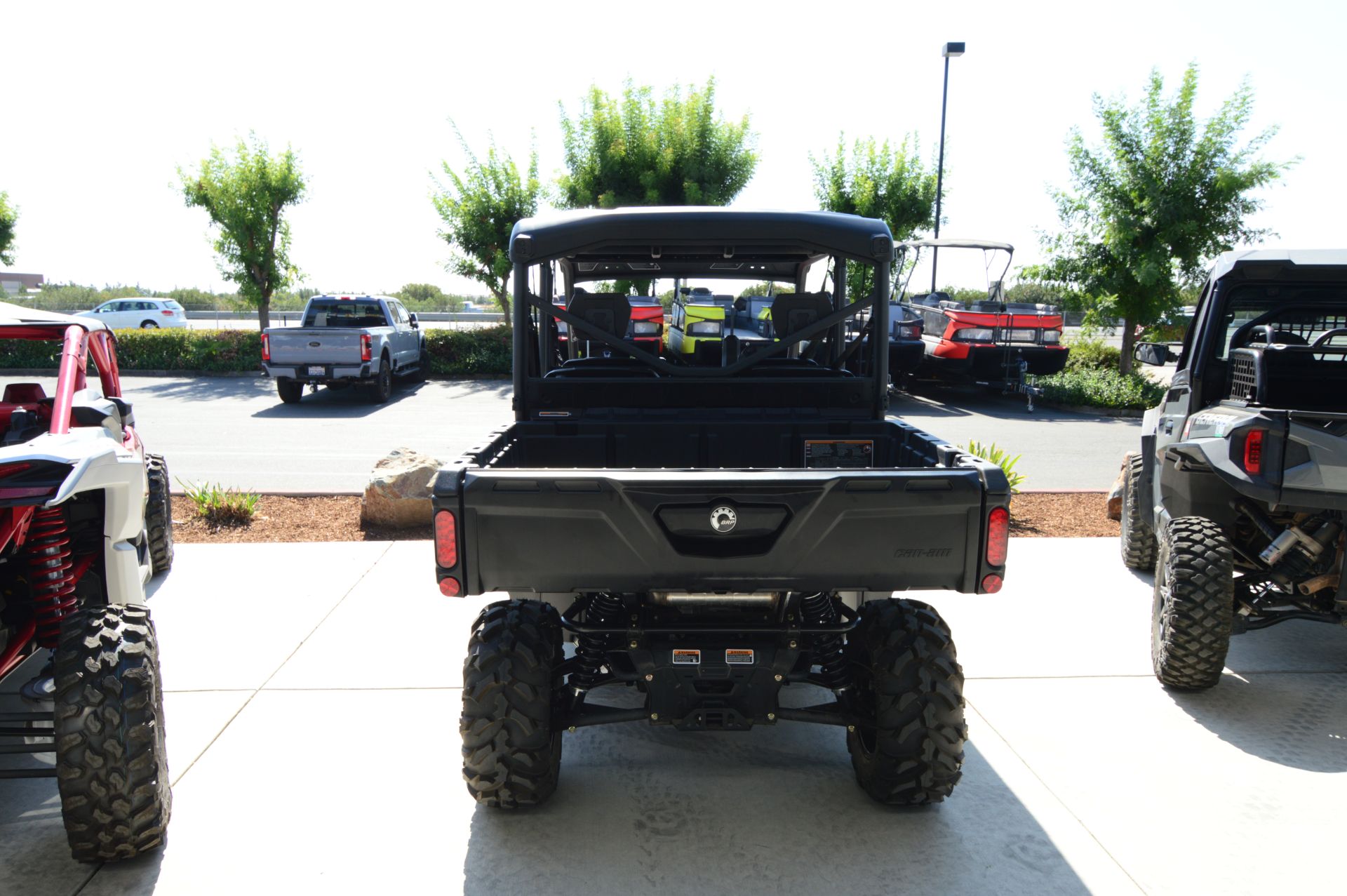 2024 Can-Am Defender MAX XT HD10 in Elk Grove, California - Photo 5