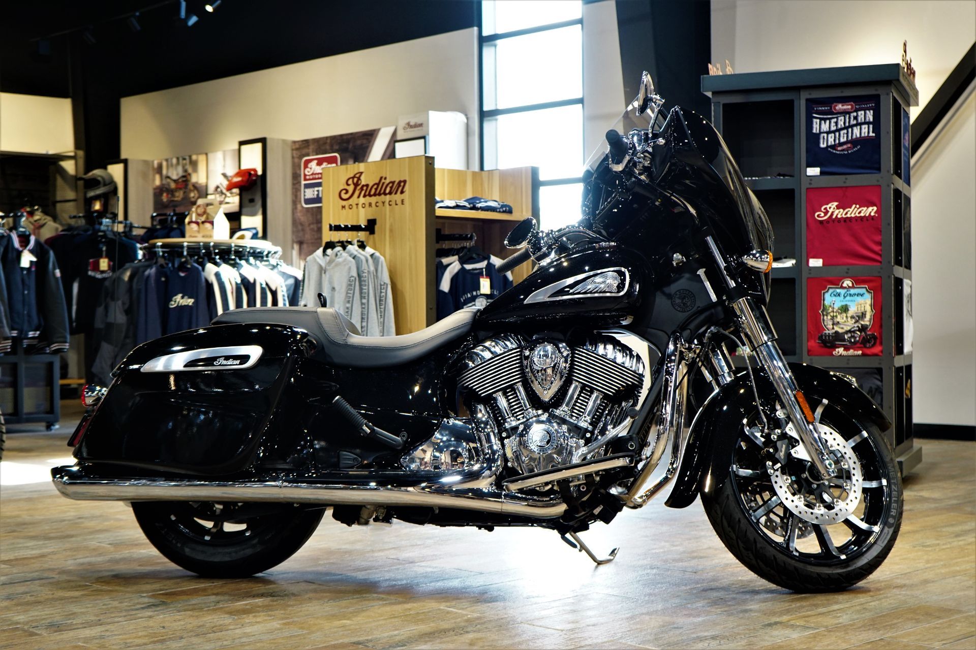 2021 Indian Chieftain® Limited in Elk Grove, California - Photo 4
