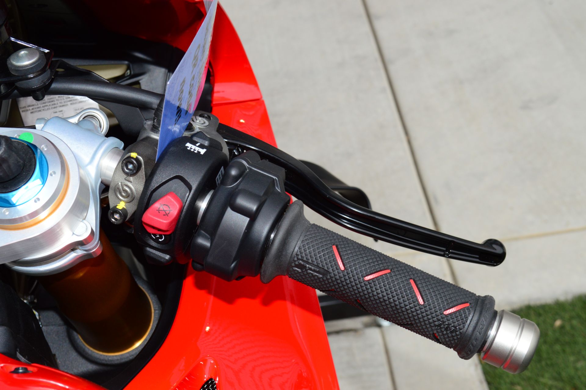 2024 Ducati Panigale V4 S in Elk Grove, California - Photo 9