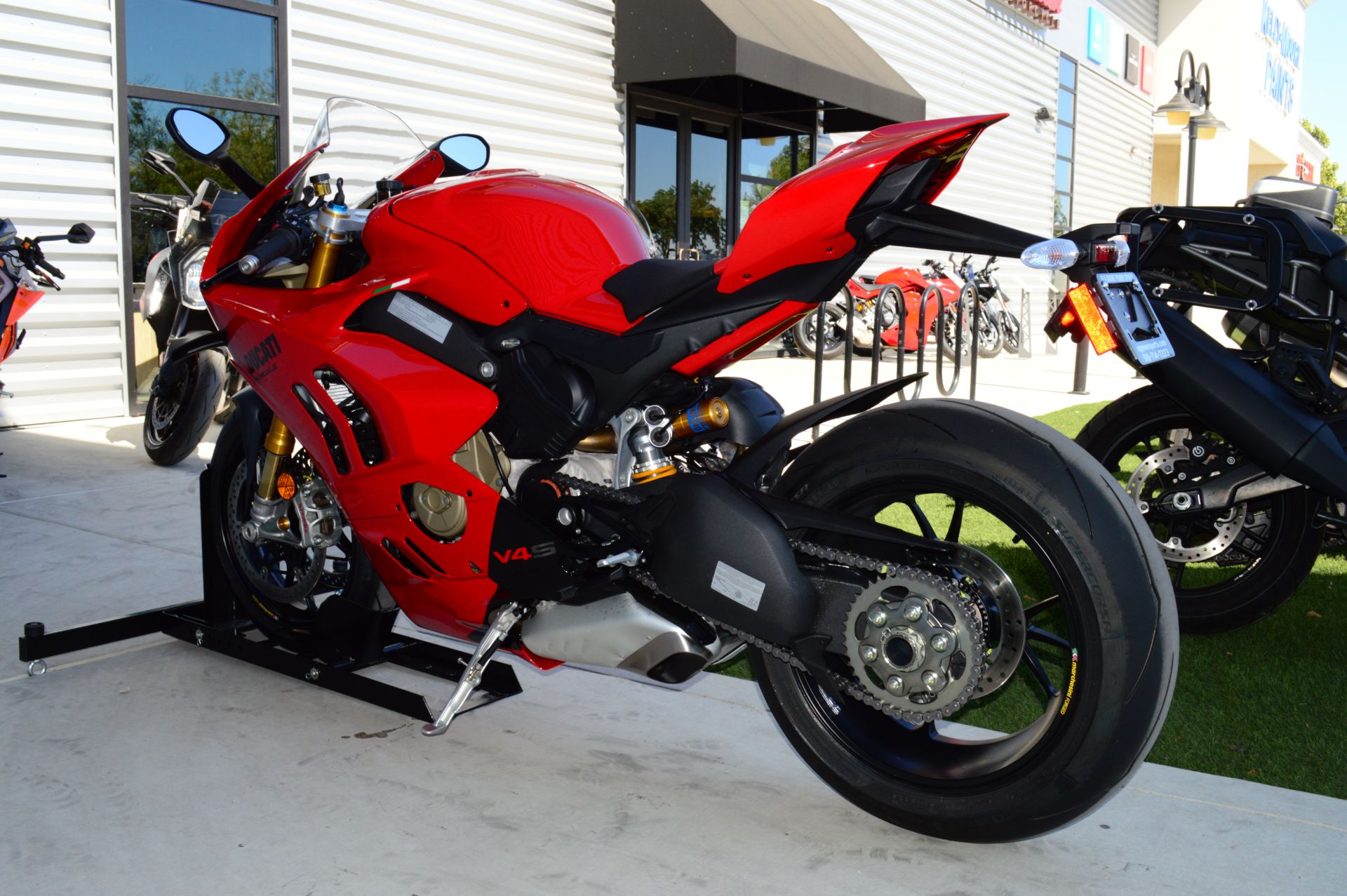 2024 Ducati Panigale V4 S in Elk Grove, California - Photo 7
