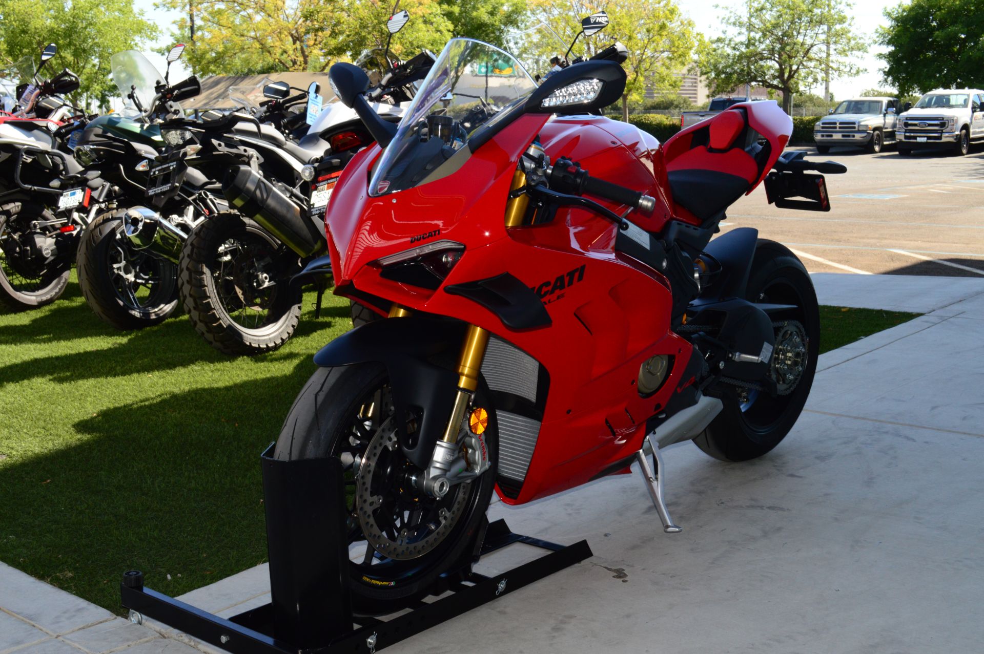 2024 Ducati Panigale V4 S in Elk Grove, California - Photo 9