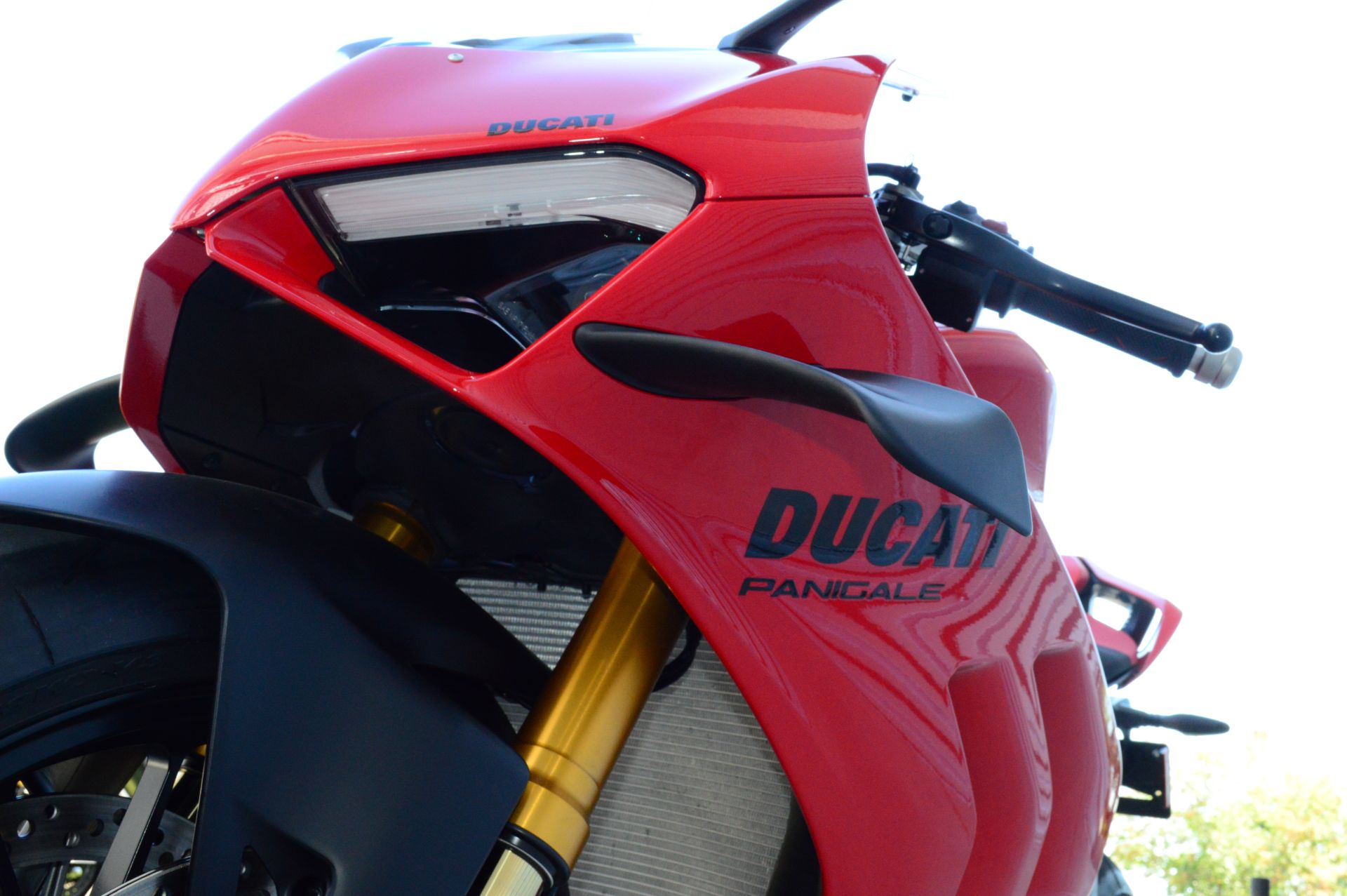 2024 Ducati Panigale V4 S in Elk Grove, California - Photo 16