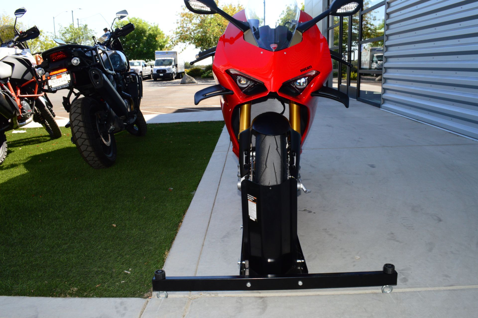 2024 Ducati Panigale V4 S in Elk Grove, California - Photo 2