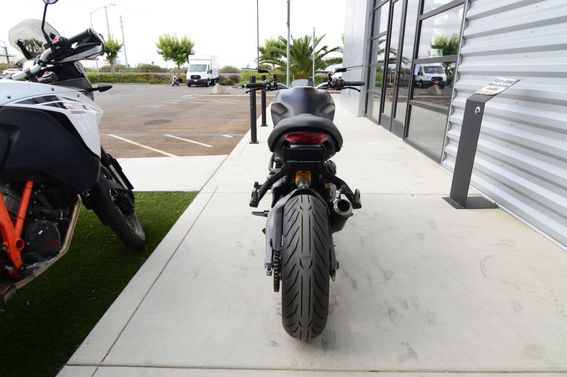 2019 Ducati Monster 821 Stealth in Elk Grove, California - Photo 7