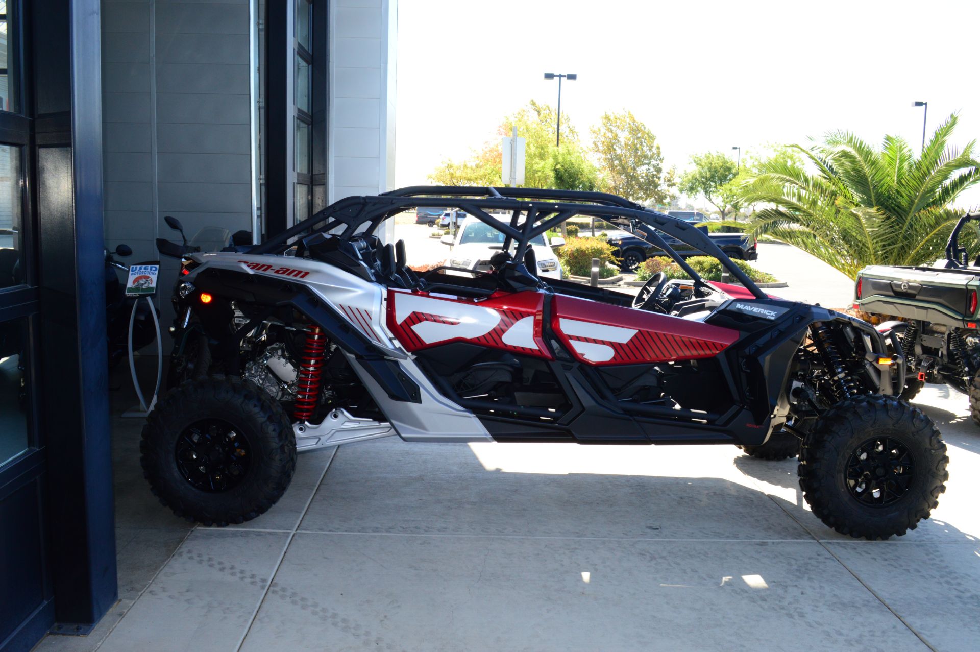 2024 Can-Am Maverick X3 MAX RS Turbo in Elk Grove, California - Photo 2