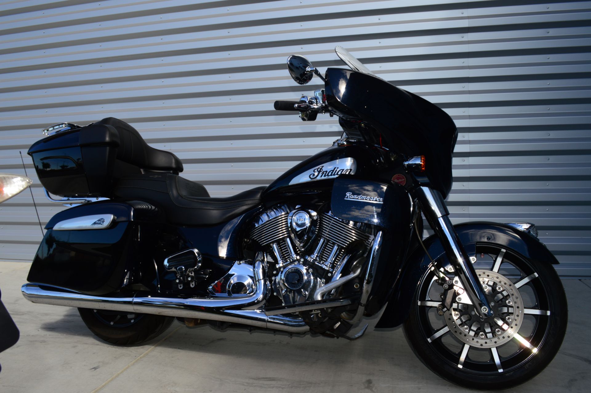 2021 Indian Motorcycle Roadmaster® Limited in Elk Grove, California - Photo 6