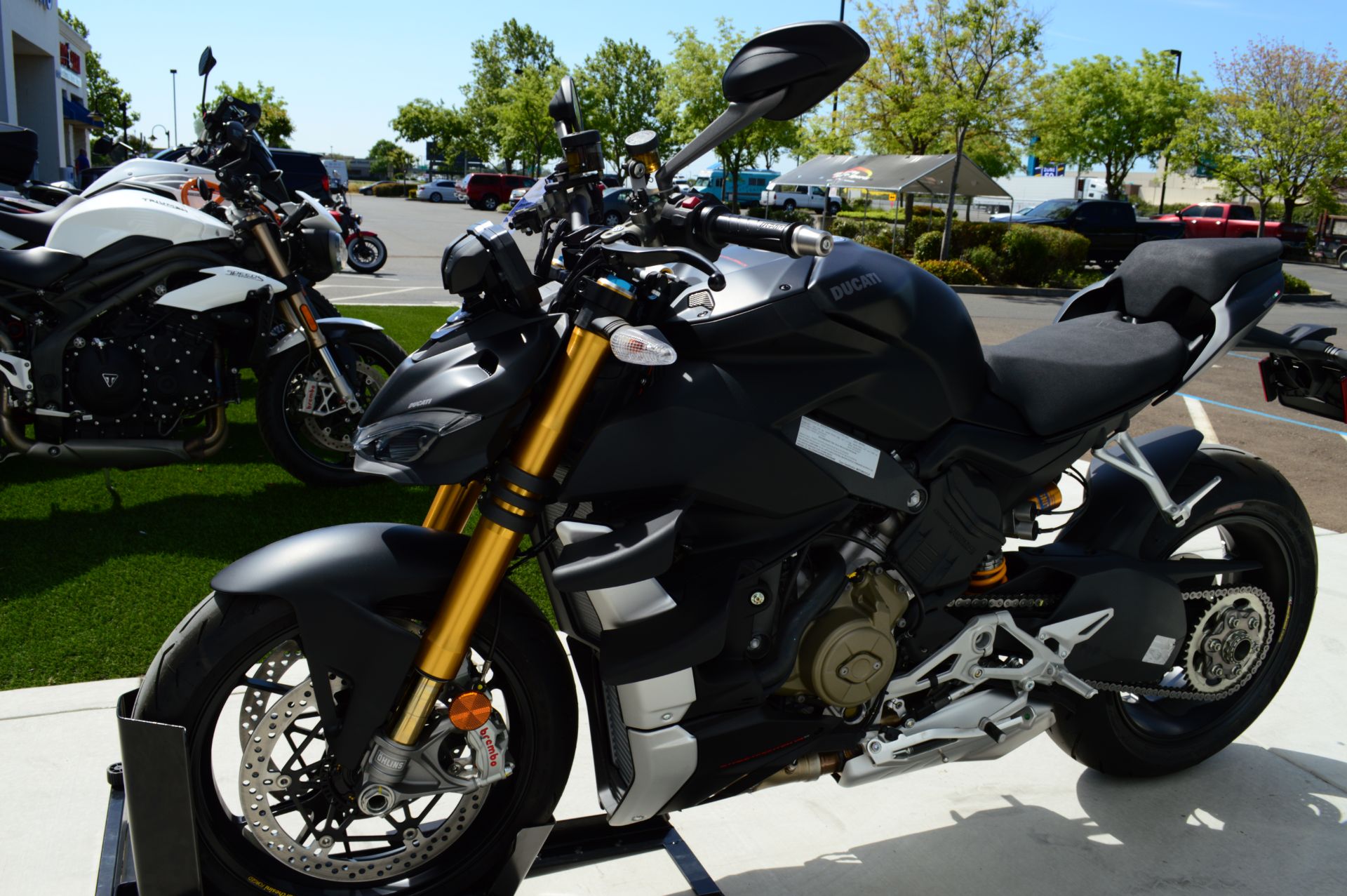 2022 Ducati Streetfighter V4 S in Elk Grove, California - Photo 7
