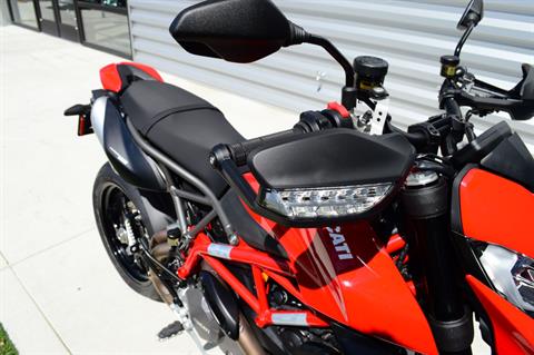 2023 Ducati Hypermotard 950 in Elk Grove, California - Photo 20