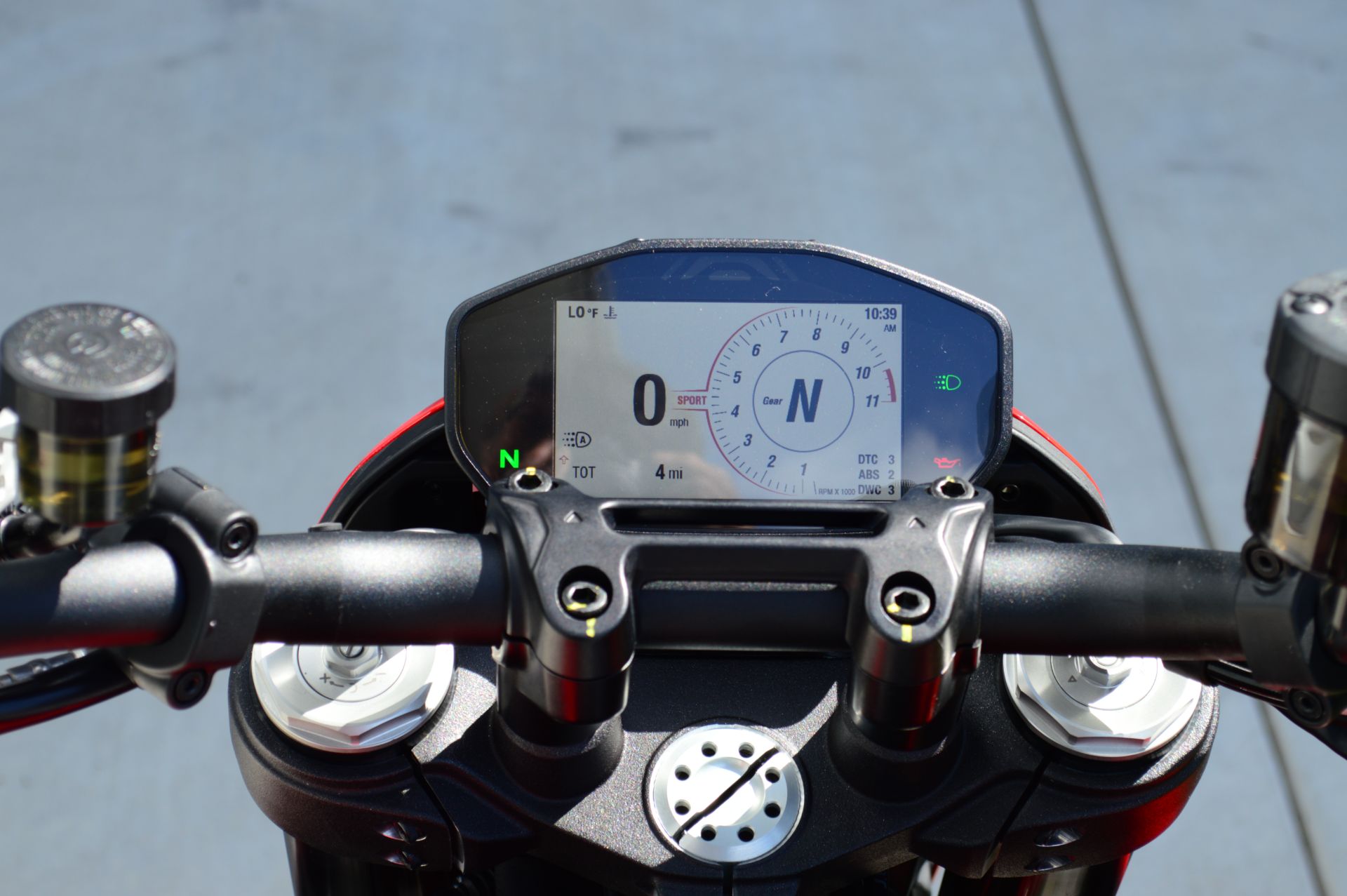 2023 Ducati Hypermotard 950 in Elk Grove, California - Photo 18