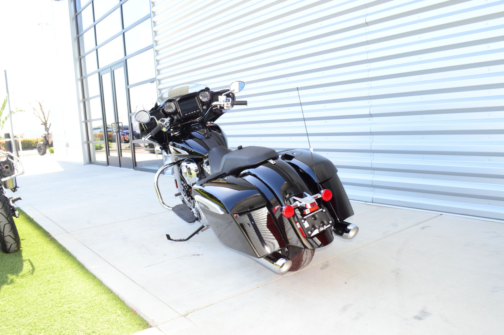 2024 Indian Motorcycle Chieftain® Limited with PowerBand Audio Package in Elk Grove, California - Photo 5