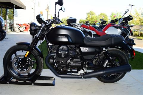 2023 Moto Guzzi V7 Stone in Elk Grove, California - Photo 4