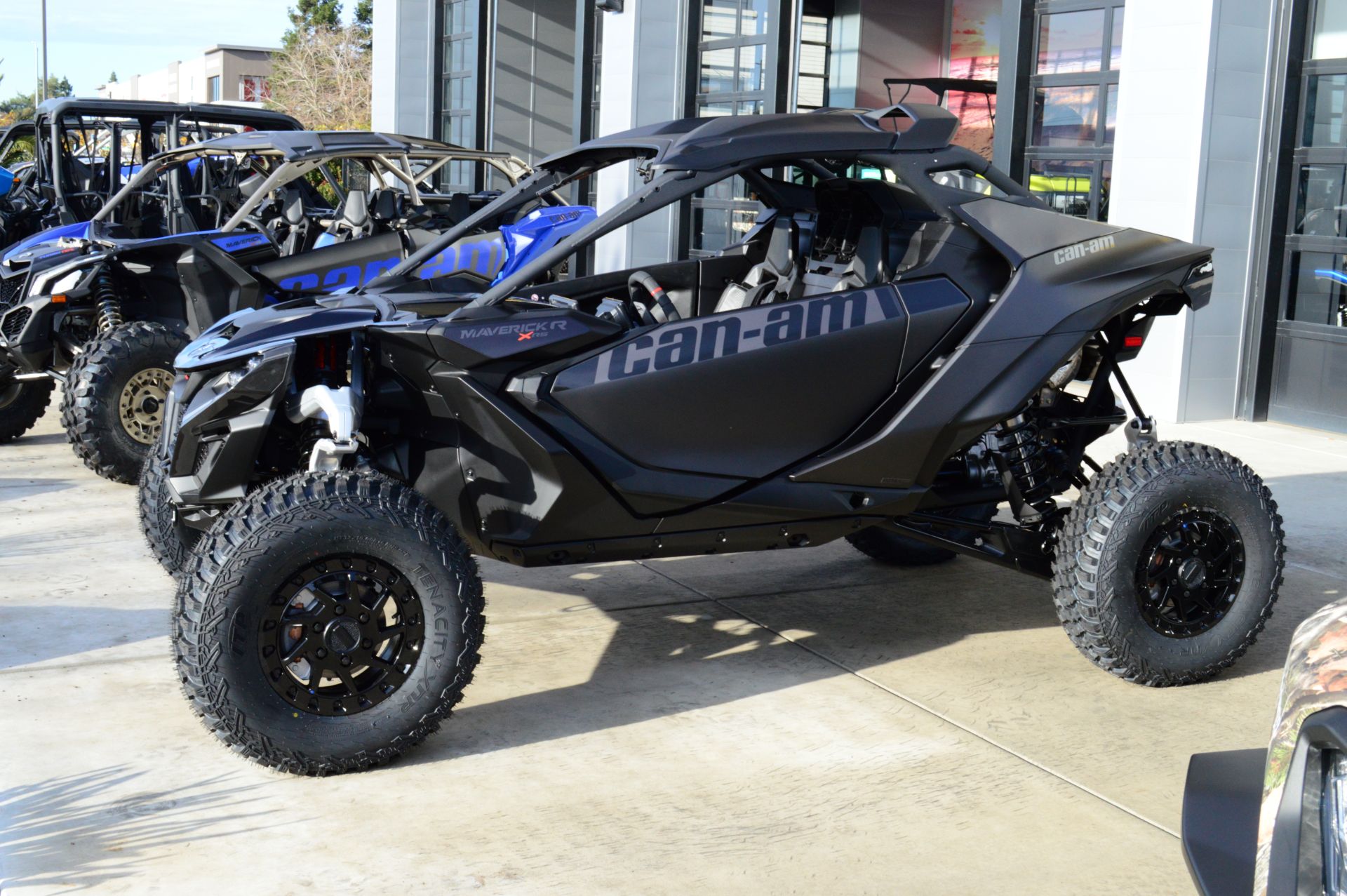 2024 Can-Am Maverick R X RS with Smart-Shox 999T DCT in Elk Grove, California - Photo 9