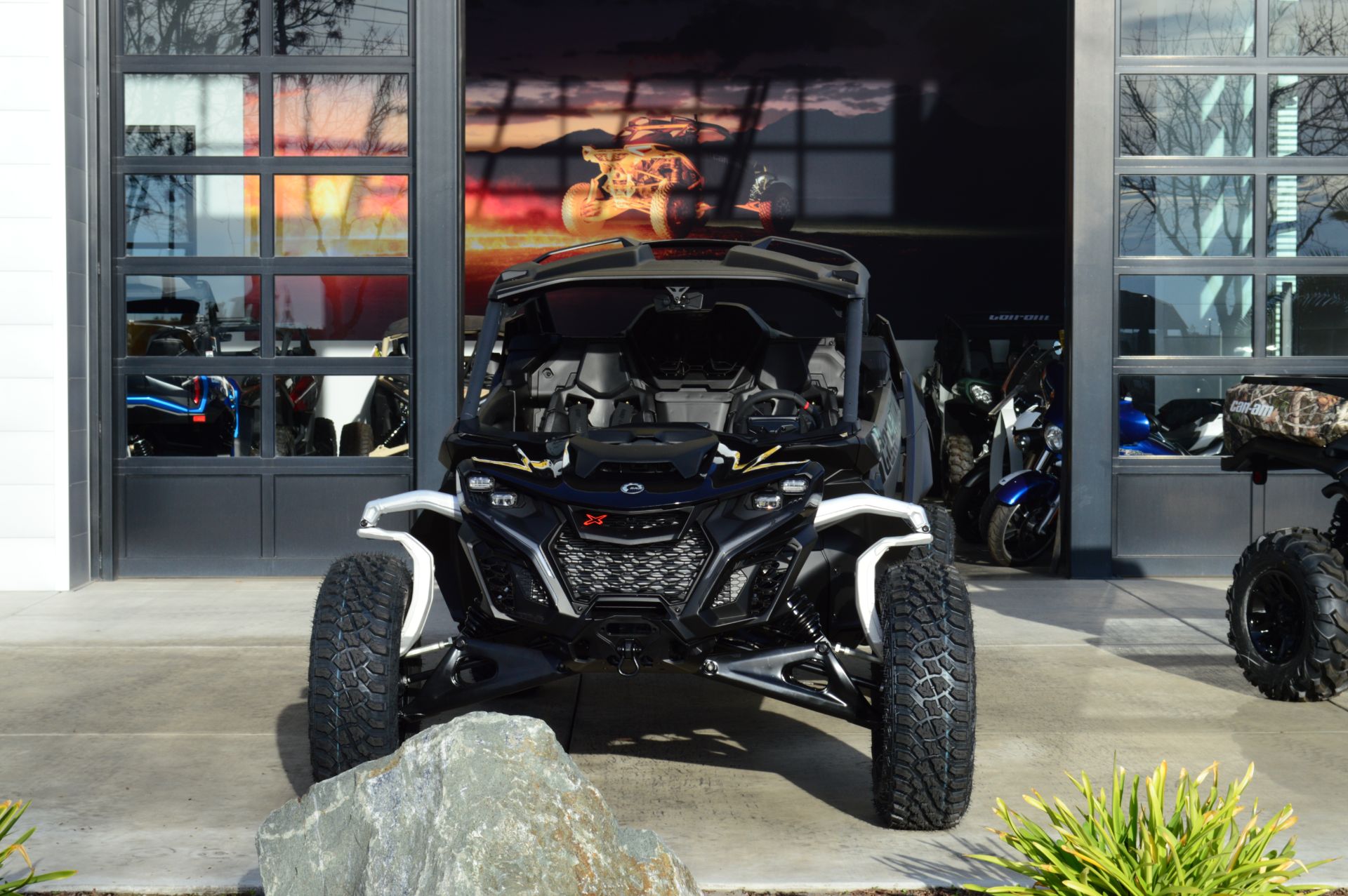 2024 Can-Am Maverick R X RS with Smart-Shox 999T DCT in Elk Grove, California - Photo 12