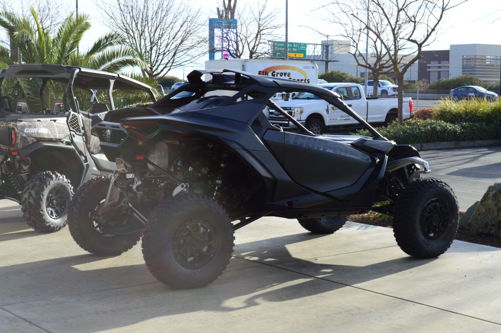 2024 Can-Am Maverick R X RS with Smart-Shox 999T DCT in Elk Grove, California - Photo 7
