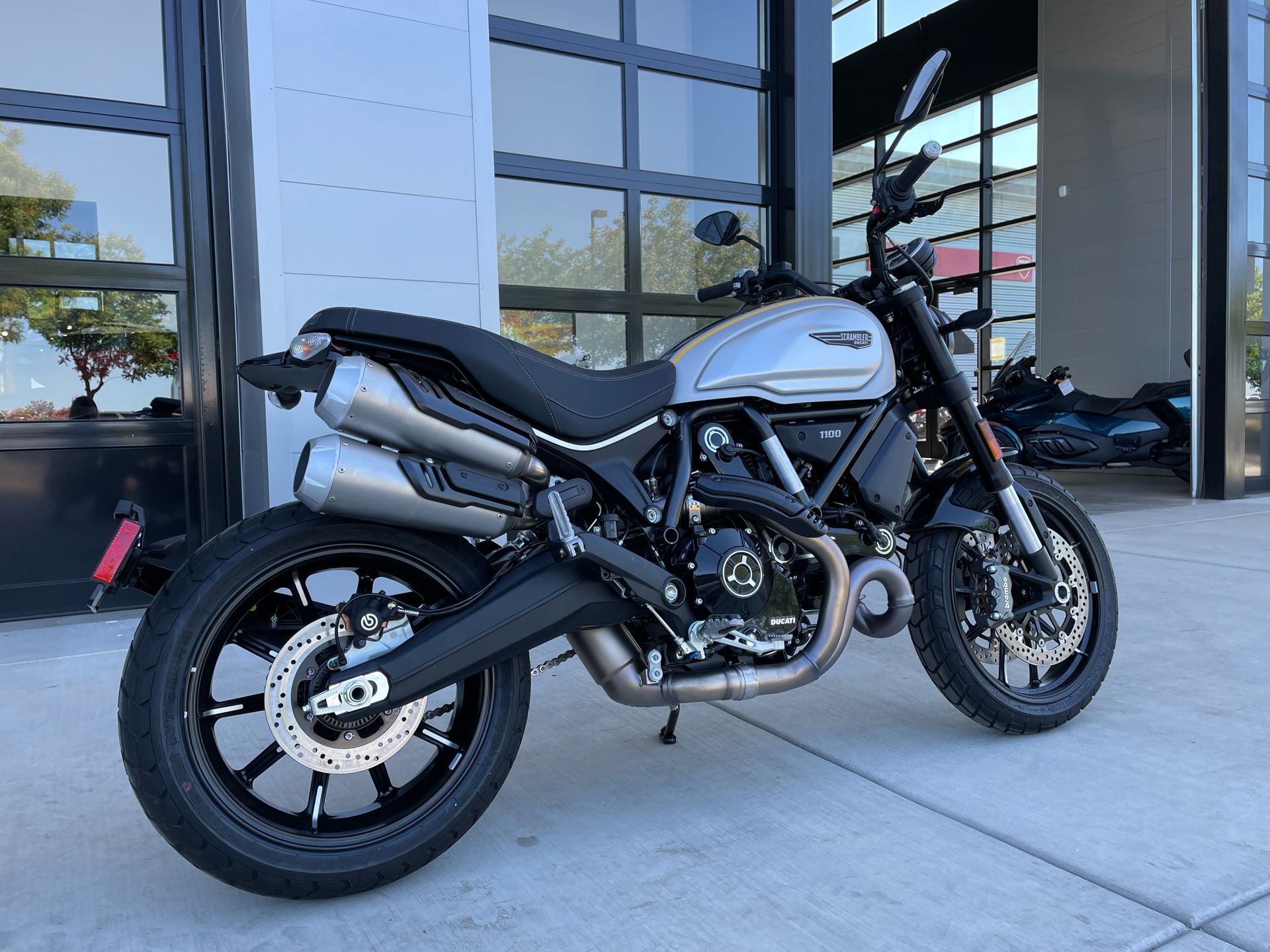 2021 Ducati Scrambler 1100 PRO in Elk Grove, California - Photo 3