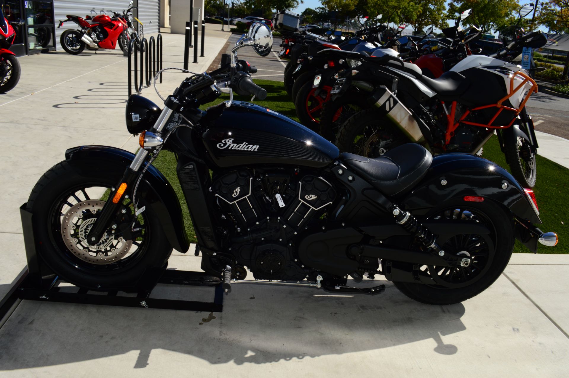 2023 Indian Motorcycle Scout® Sixty ABS in Elk Grove, California - Photo 10