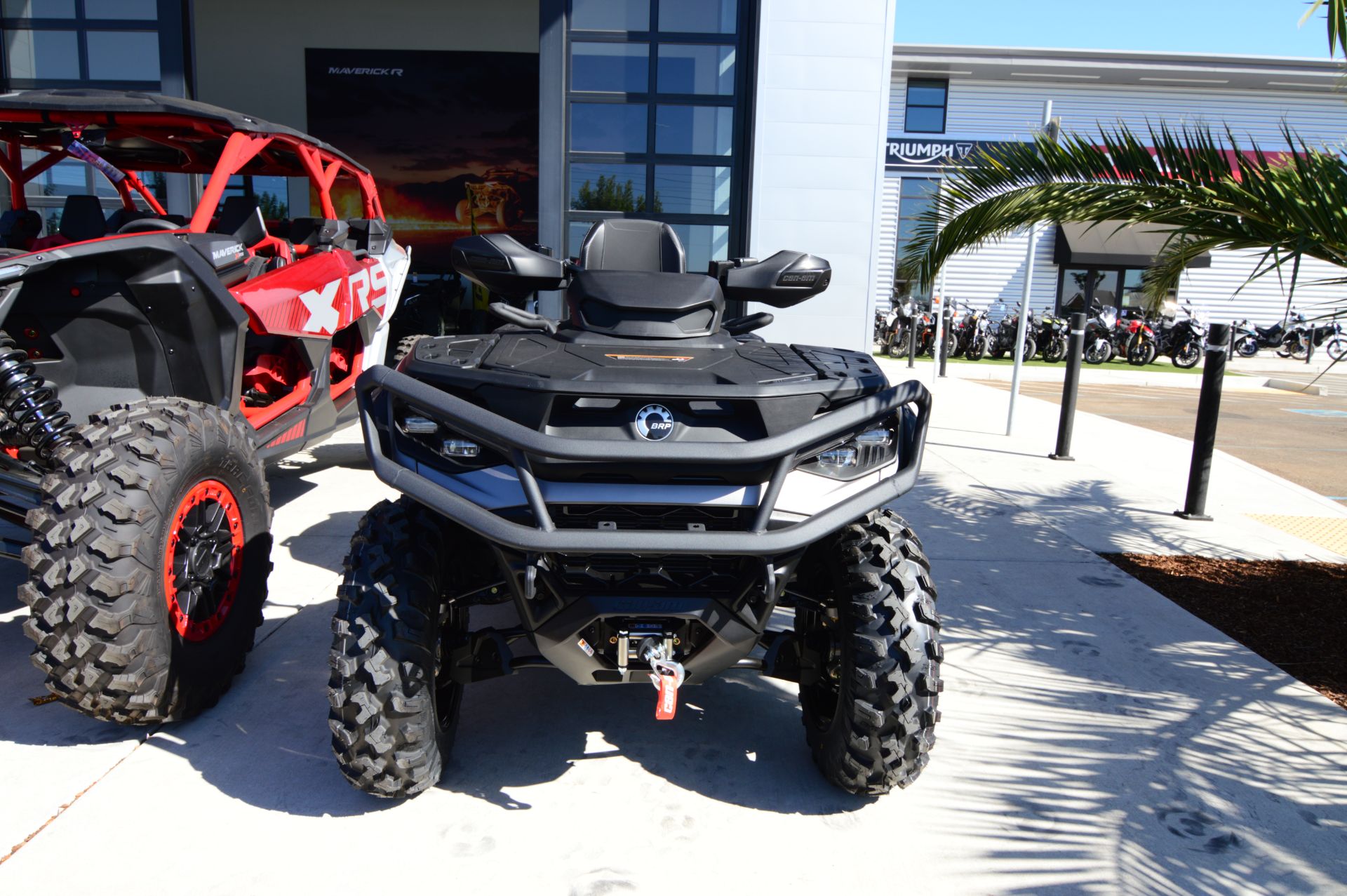 2025 Can-Am Outlander MAX XT 1000R in Elk Grove, California - Photo 2