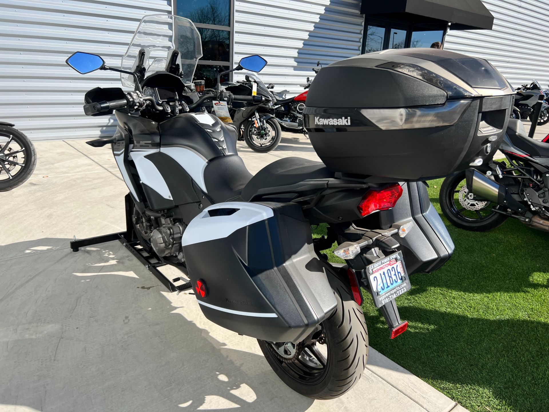 2019 Kawasaki Versys 1000 SE LT+ in Elk Grove, California - Photo 6
