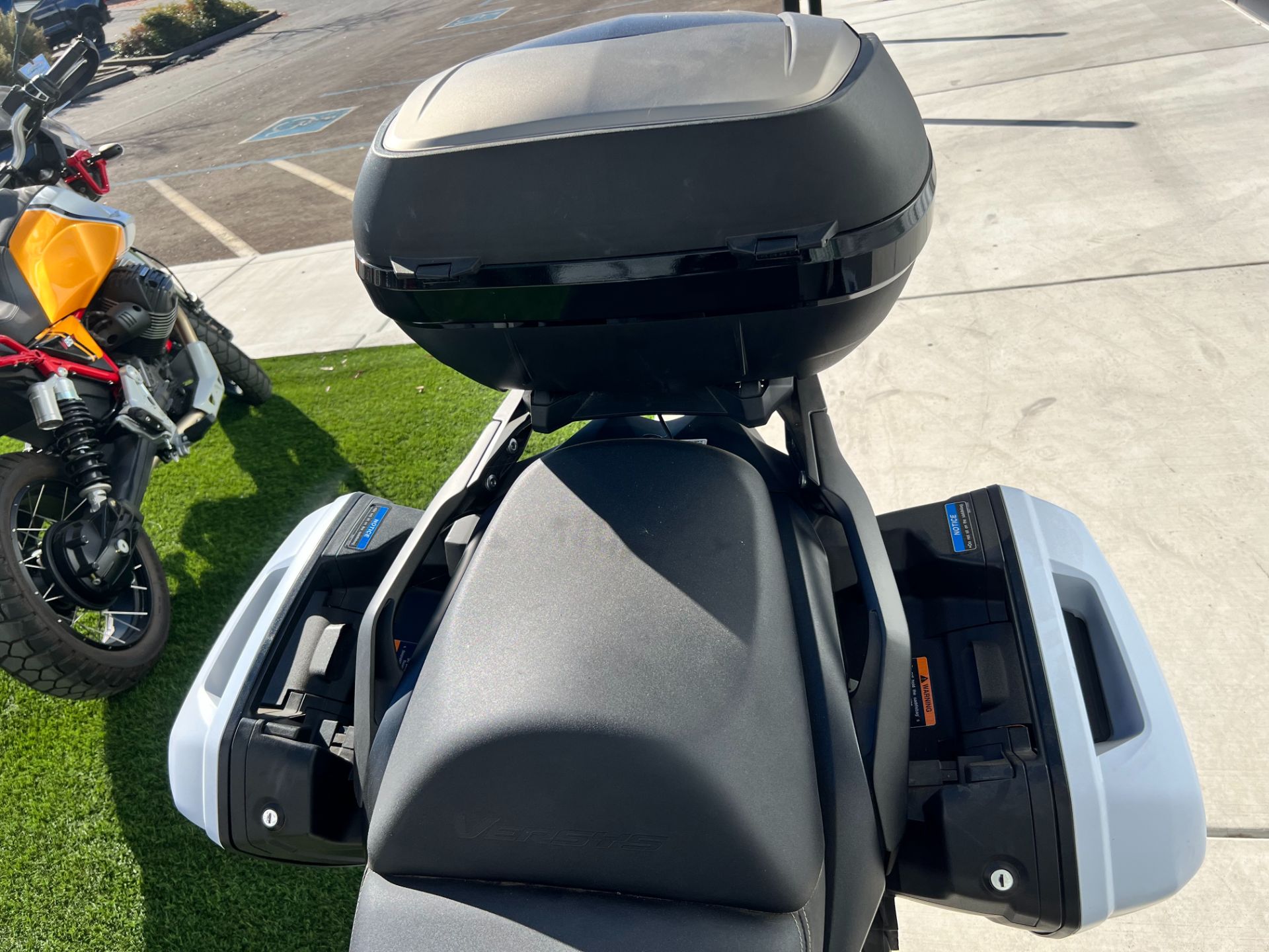 2019 Kawasaki Versys 1000 SE LT+ in Elk Grove, California - Photo 7