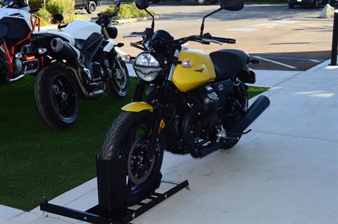 2022 Moto Guzzi V7 Stone in Elk Grove, California - Photo 4